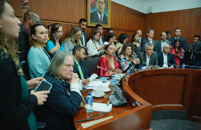Se hundió la reforma a la salud en el Congreso de la República :: El ...